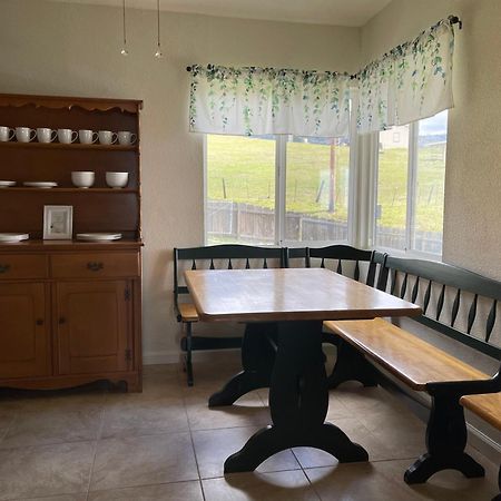 Hummingbird Hill - Entire Cabin Dunlap エクステリア 写真